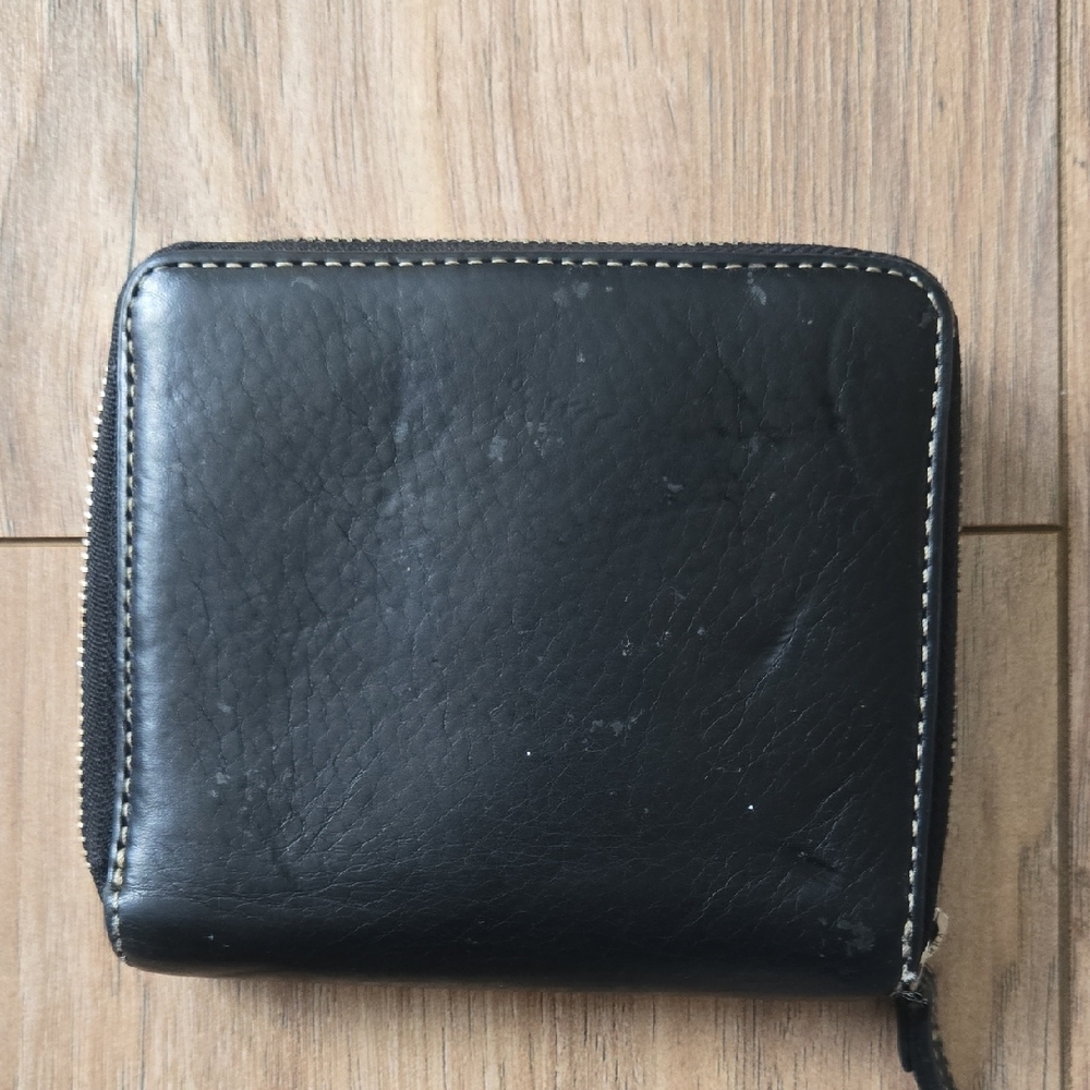 Black Leather Coach Wallet with Stitching - Picture 4 of 7